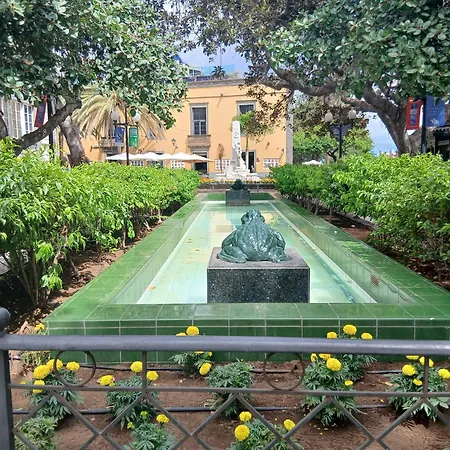 Street House Las Palmas